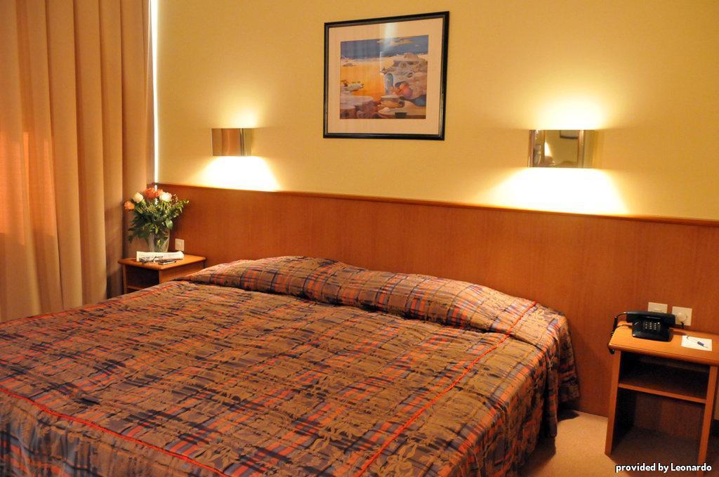 Hotel Bellevue Escópia Quarto foto